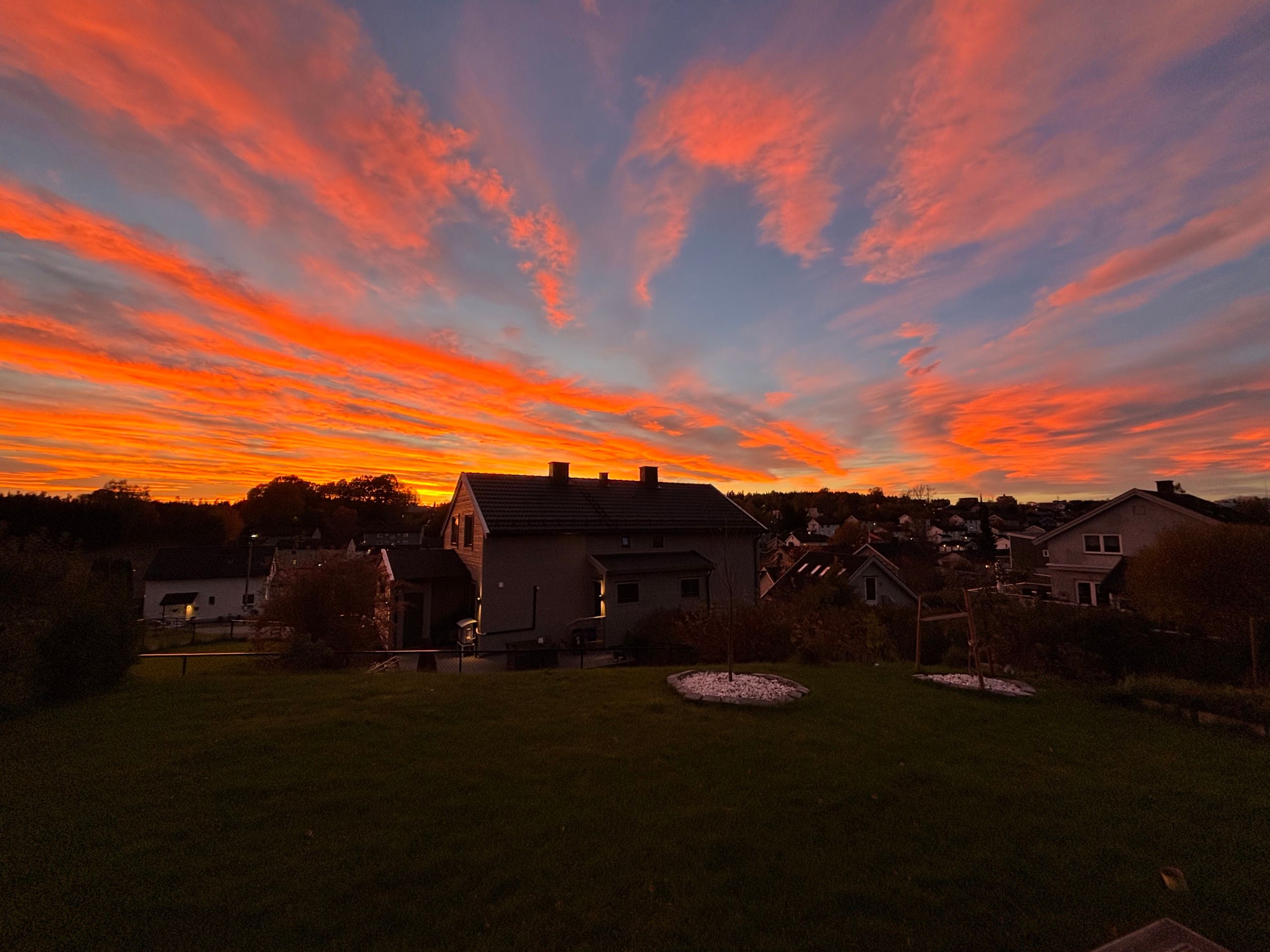 Solnedgang over hagen